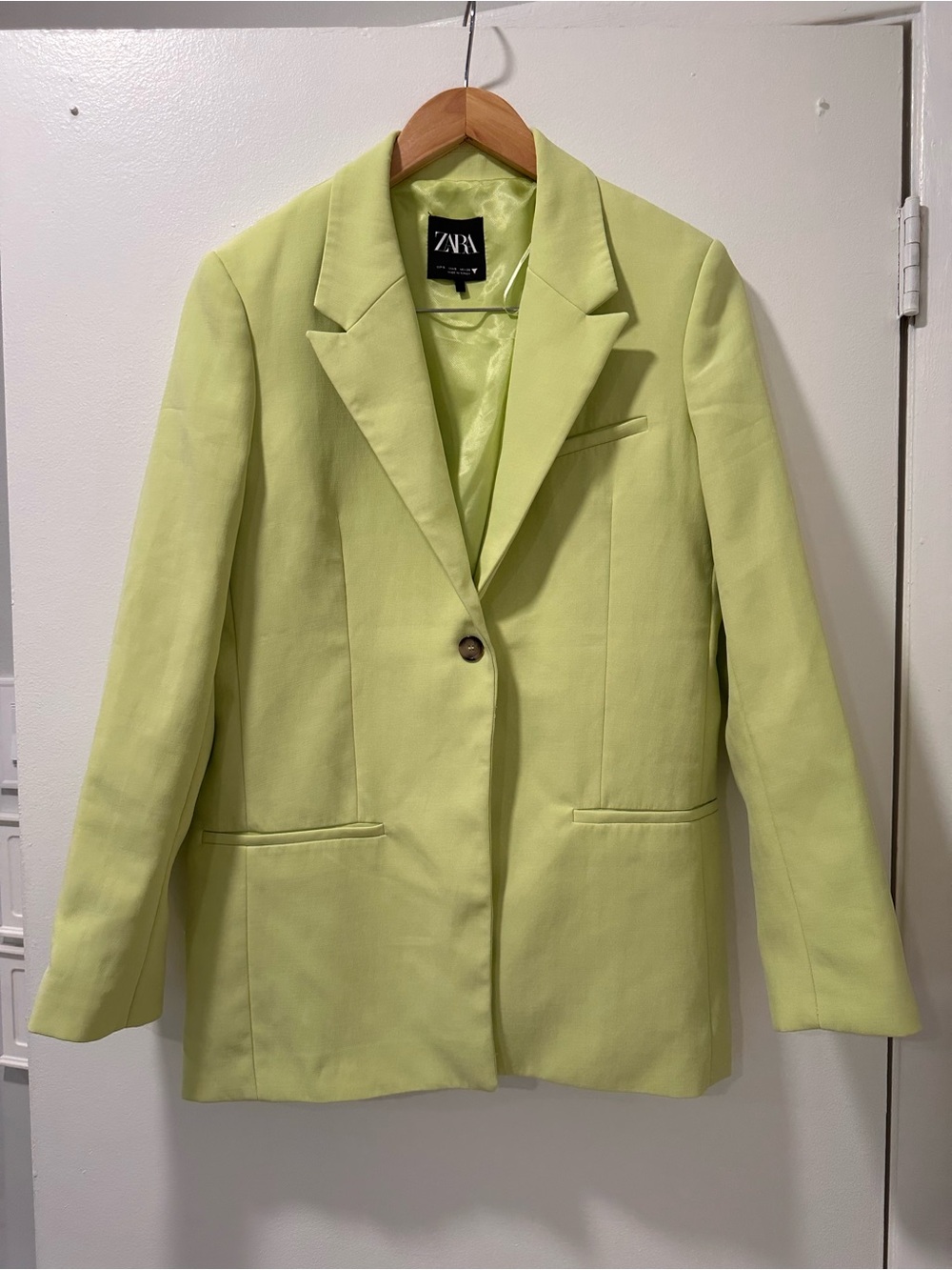 Zara Women’s Straight Fit Blazer Size S Great Condition